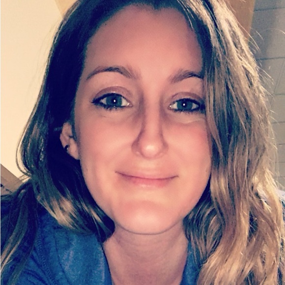 Meet your Posher, Ashley - Picture 5 of 7